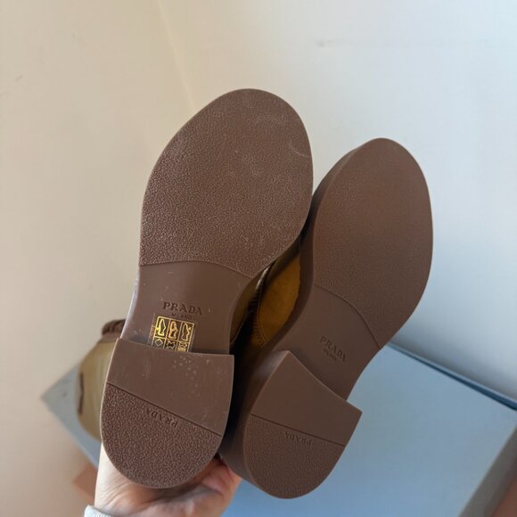 NWT Prada Tall Boots Tobacco Brown Leather Lace up Round Toe Sz 35 - Picture 11 of 11